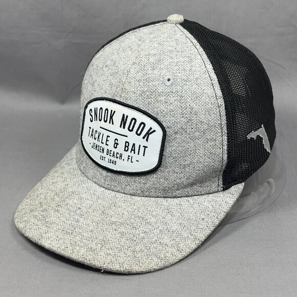 Snook Hook Tackle Bait Snapback Cap Hat Pukka Gray Trucker Jensen Beach FL Mens - Picture 1 of 15